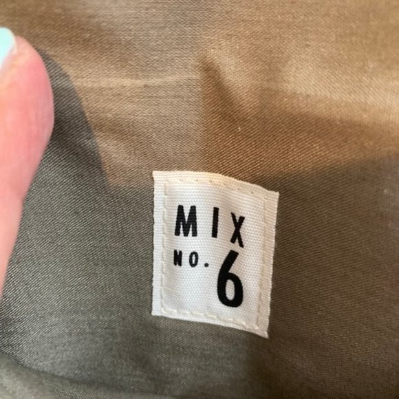 Mix No. 6 Grey Wallet suede type material ivory stone embellishment snap shut - Picture 7 of 8